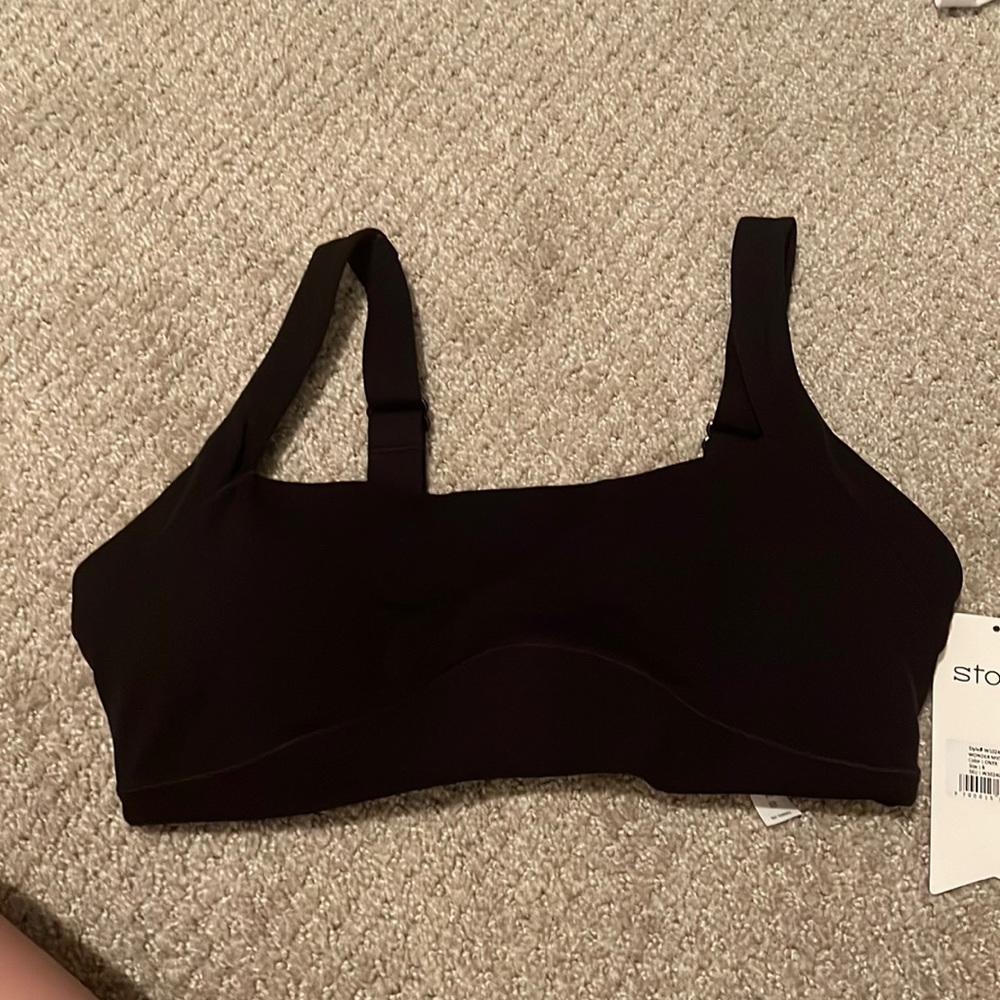 Stori wonder mid support bra- size 6 black NWT